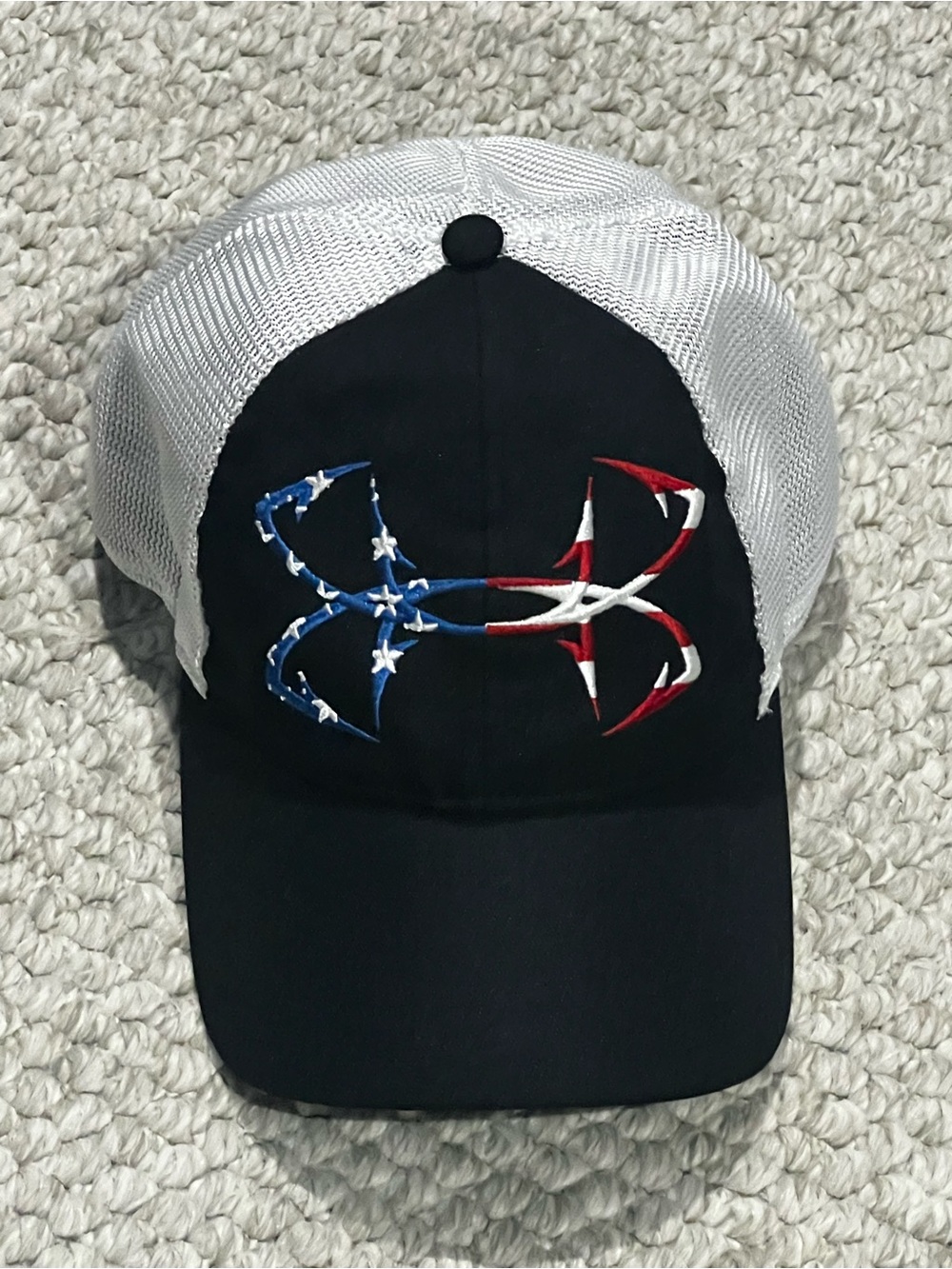 Under Armour USA Flag Hooks Camo Hat Mesh Back Trucker Snapback Logo